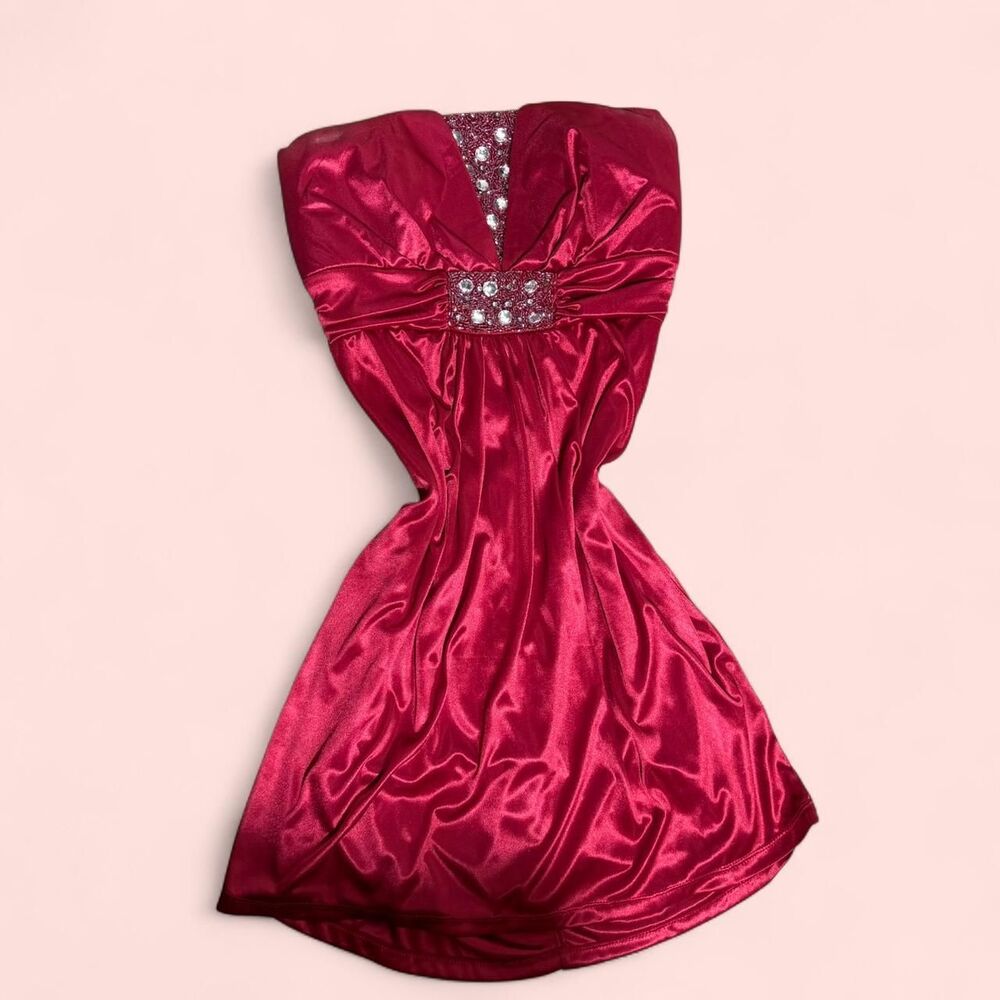 Y2K VINTAGE Red satin my Michelle prom dress with beaded bodice and cinched back - Picture 4 of 8